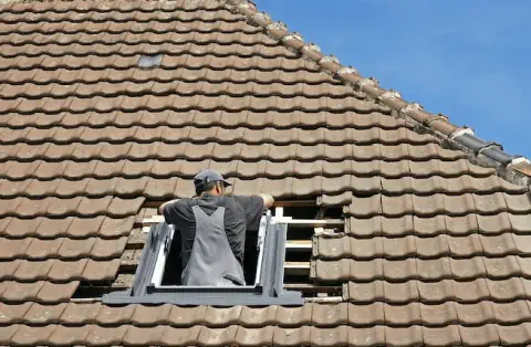 Pose de velux - Saint-Ouen-des-Alleux